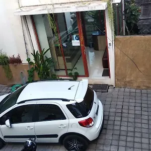 D'pande Kuta Affittacamere